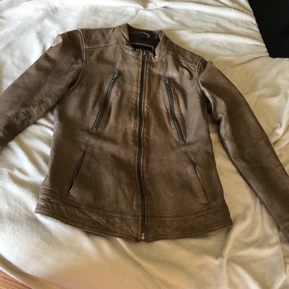 Banana Republic taupe leather jacket - Picture 5 of 7